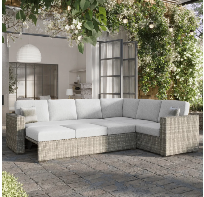 Thomasville Dillard Sectional