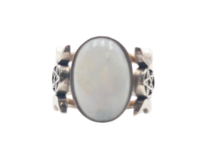 Ring Silver w/ Large Moonstone