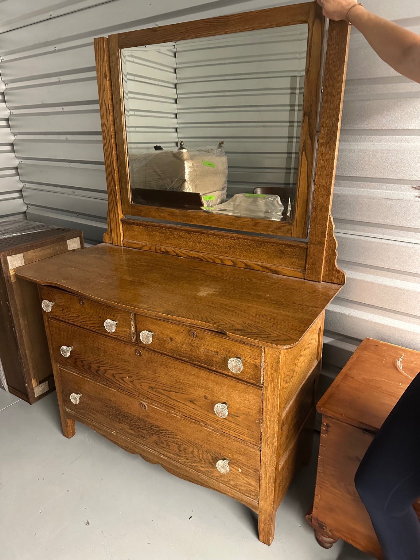 Small Dresser With Vanity Mirror