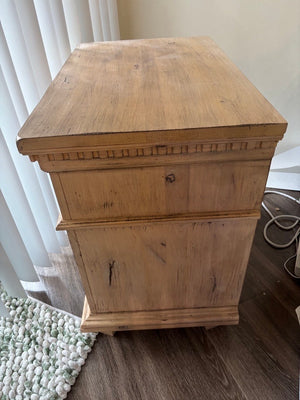 Single Drawer Nightstand