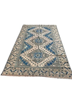 Hand Knotted Wool Rug 8' 7" x 5' 10"