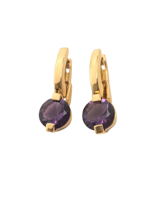 Earrings 18k Yellow Gold w/ Round Cut Amethyst