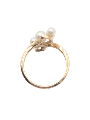 Ring 14k Yellow Gold w/ Pearls "S"