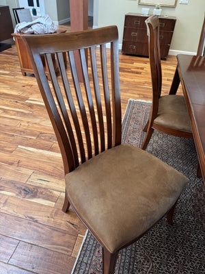 Thomasville Dining Set (table + 6 chairs + 2 Leaves + Leaf protector)