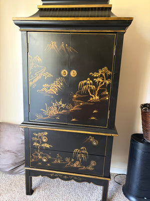 Hollywood Regency Chinoiserie Asian style Chest of Drawers