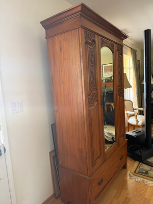 Carved Mirror Door Wardrobe