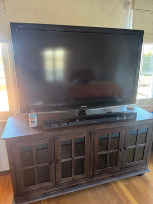 Sideboard / Buffet / Entertainment Cabinet