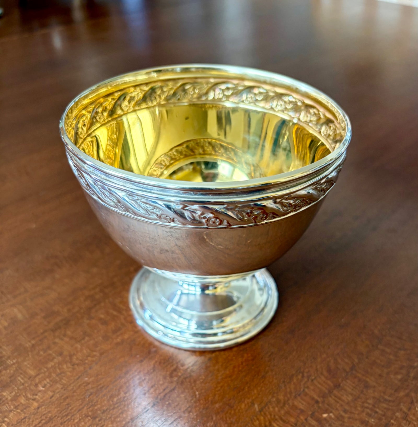 Elegant Vintage Small Pedestal Bowl