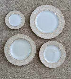 Meredith Wedgewood by Ralph Lauren Bone China 12 Place Settings (51 pc)