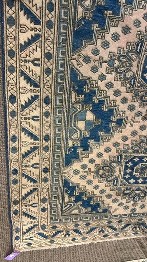 Hand Knotted Wool Rug 8' 7" x 5' 10"