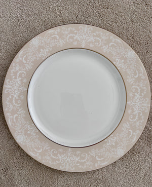 Meredith Wedgewood by Ralph Lauren Bone China 12 Place Settings (51 pc)