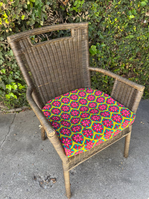 Indoor/Outdoor Wicker Chair with Cushion