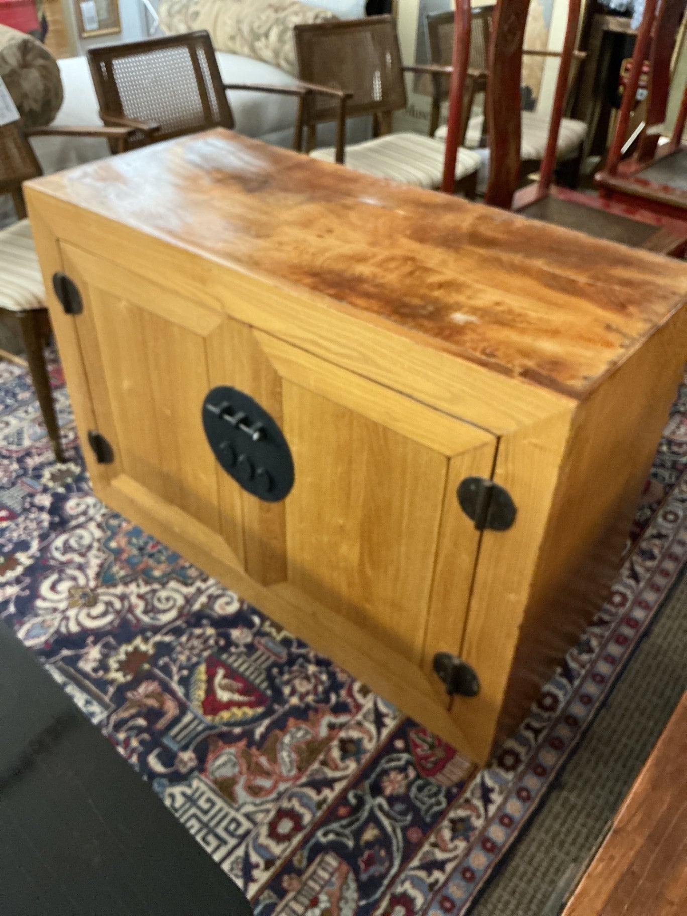 Chinese Style Cabinet 43 Inch