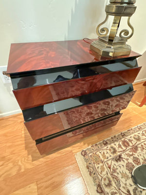 Giorgio Gloss Nightstand