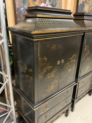 Hollywood Regency Chinoiserie Asian style Chest of Drawers