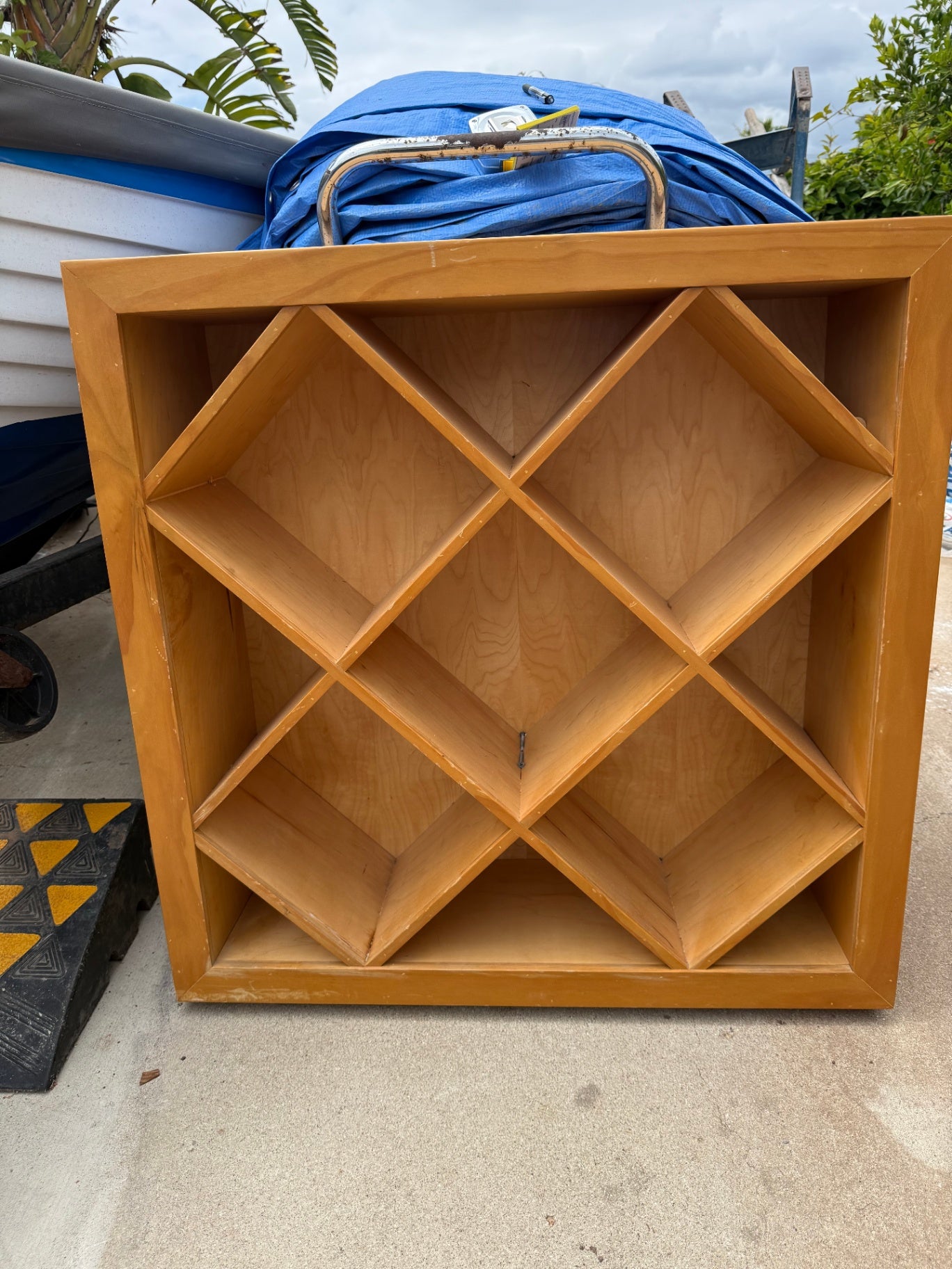Wooden Wall Wine Rack