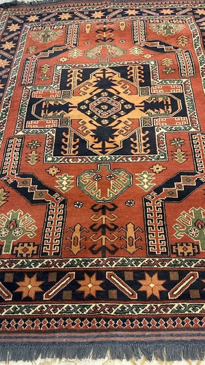 Kazak Style Wool Rug 5x7 Ft