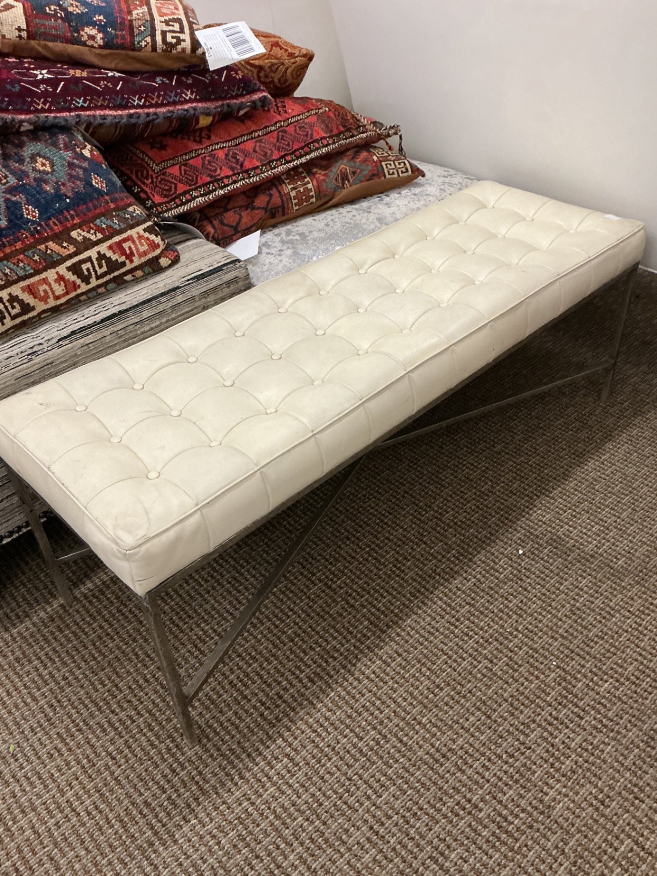 Oly Studio Jonathan Bench