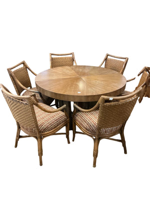 Extending Round Dining Table+ 2 leaves + 6 Chairs