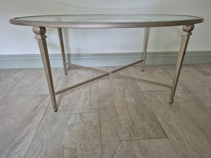 Sherrill Occasional Diego oval glass-topped coffee table 42" long, 26" wide, 18" high