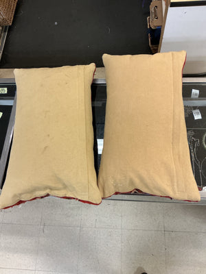 POTTERY BARN Kilim Pillows Cotton & Wool Blend 16 x 26 Made in India (x2)