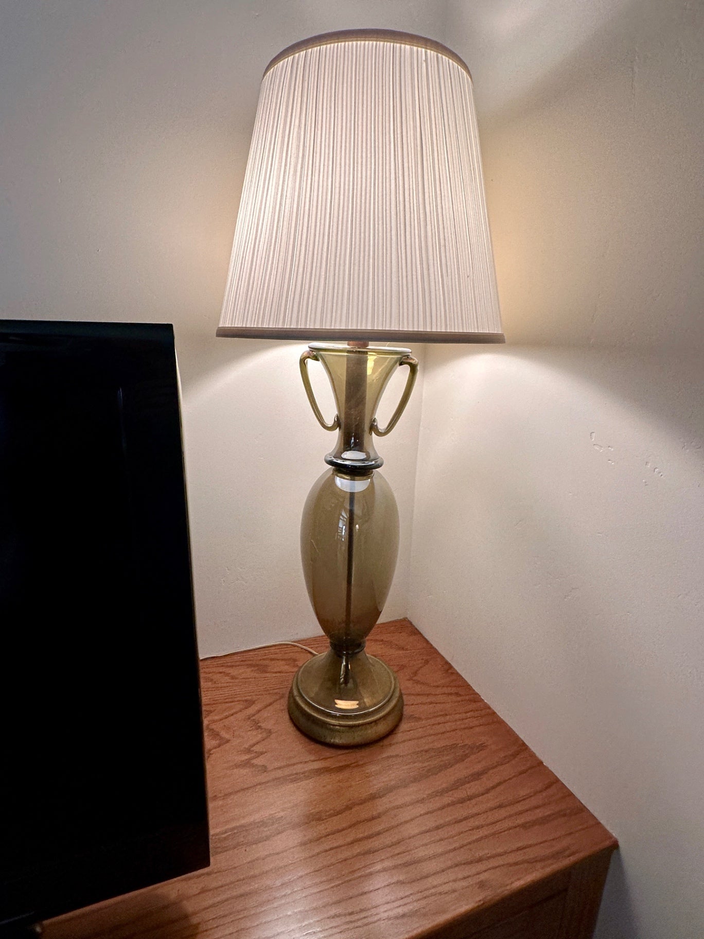 Marbro Mid-Century Modern Swedish Smoked Glass Urn Shape With Handles Table lamp