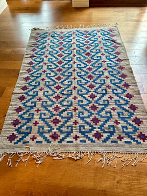 Hand-loomed Wool Kilim Rug Oaxaca, Mexico  5’ x 7’