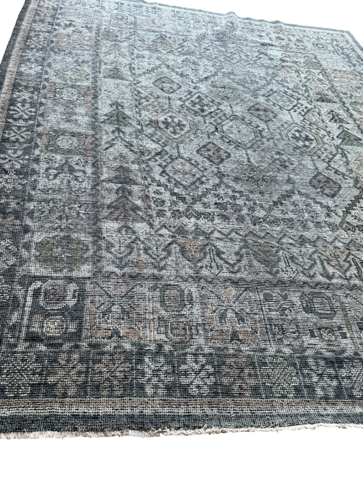 Indian Heirloom Charcoal Rug  (98x115)