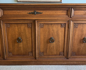 Henredon Sideboard Buffet Cabinet 66 x 30 x 19