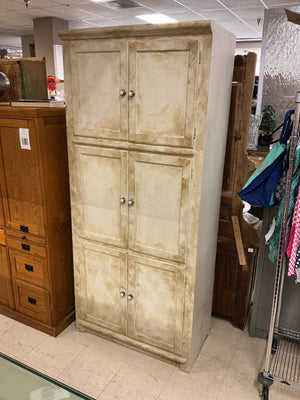 Thomasville Dresser Hutch Cabinet 34x17x78