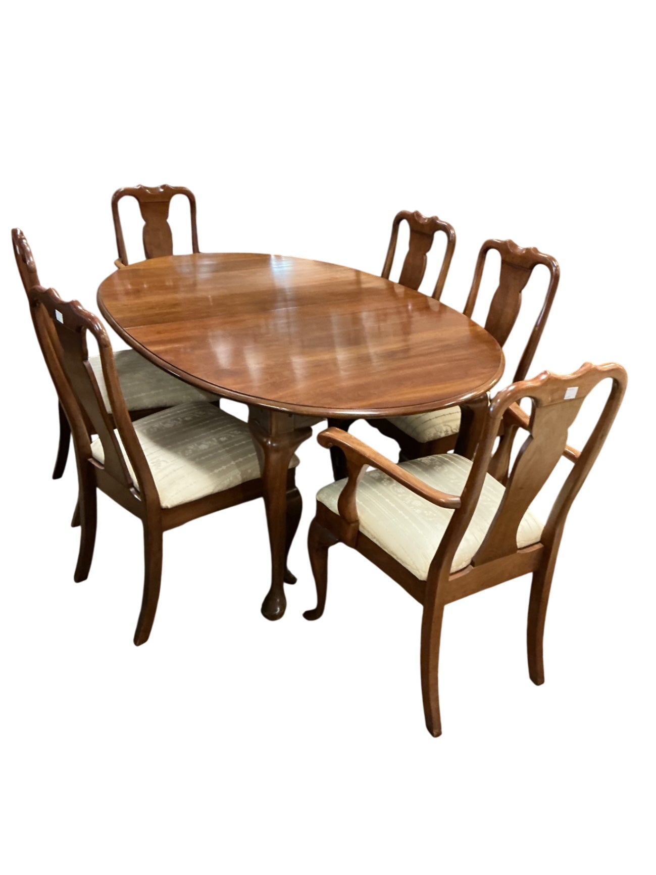 Dining Set ( table + 2 leaves+ 4 reg chairs + 2 captain chairs)