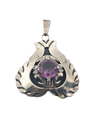 Pendant Sterling Silver w/ Center Amethyst