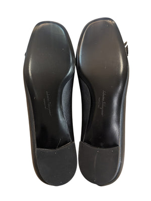 SALVATORE FERRAGAMO Tolina Flats Size 7