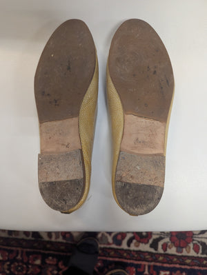 CHANEL Vintage Cambon Leather Ballet Flats in Yellow Size 39 1/2