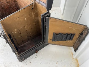 Antique  Model T Trunk  3x2x1.5’
