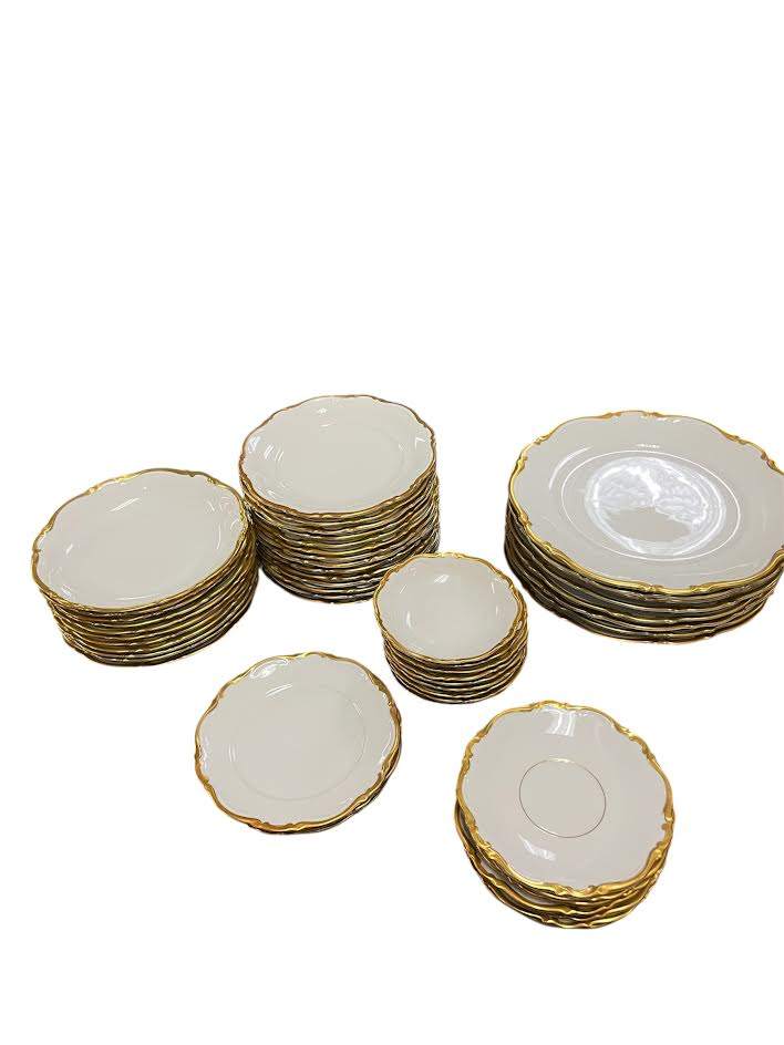 Mitterteich Bavaria "Golden Lark" Dishes 54 Pcs 8 Dinner 11 Soup 14 Salad 9 Berry 4 Bread 8 Saucers