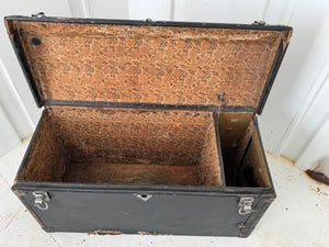 Antique  Model T Trunk  3x2x1.5’