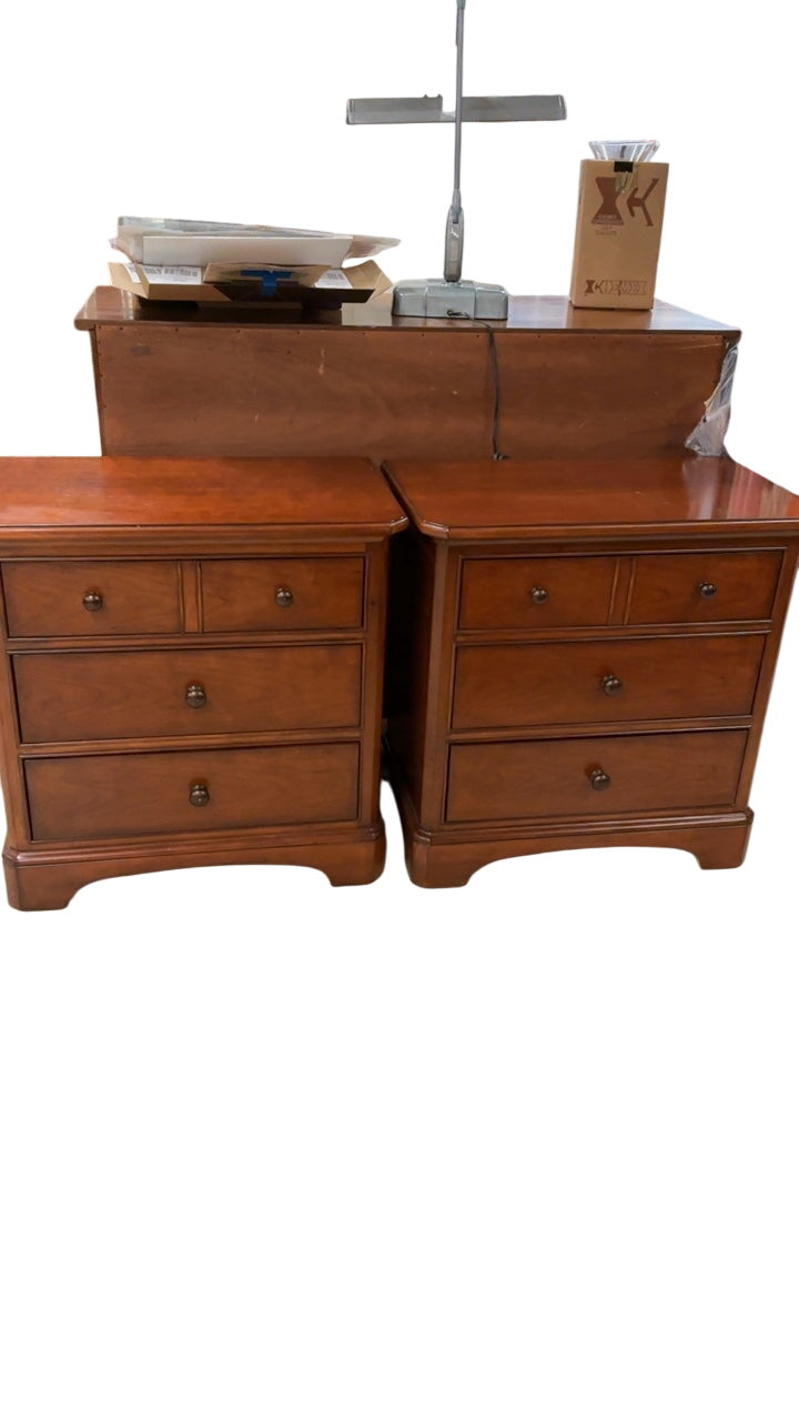 Thomasville 3 Drawer Nightstands (Pair)