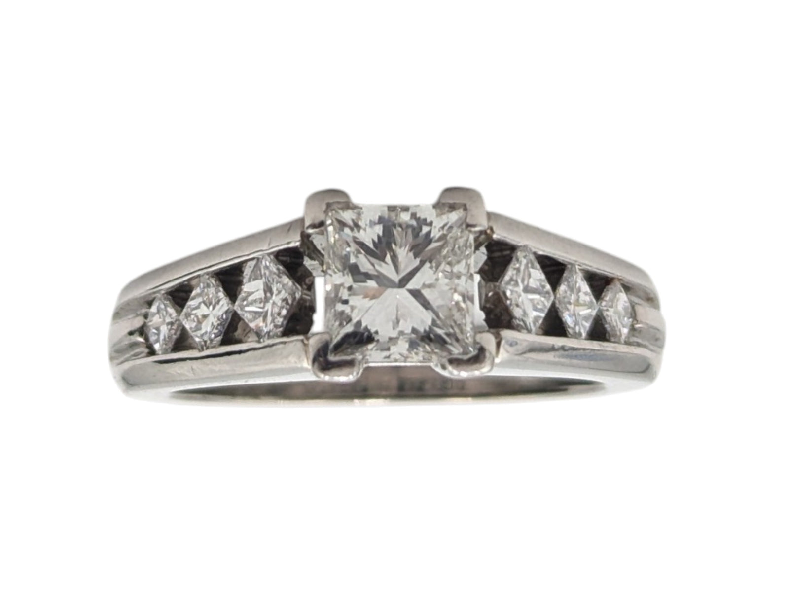 Ring PT950 w/ Princess Cut Diamonds
