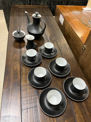 Block Bidasoa Espana Noche Black Matte Tea Set 18 Pcs Teapot + Lid, Creamer, Sugar + Lid, 6 Tea Cups, 7 Saucers