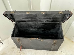 Antique  Model T Trunk  3x2x1.5’