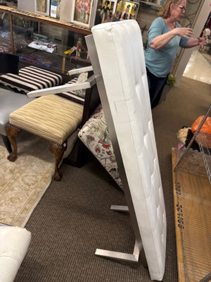 Nuevo Modern Upholstered Bench – 59"