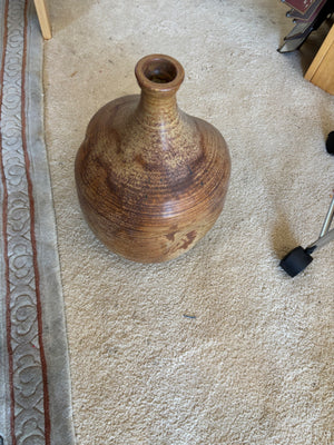 Vintage Mid-Century Modern Studio Pottery Vase 9x16