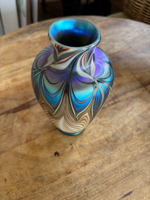 Iridescent Pulled-Feather King Tut Art Glass Vase  4" x 8"