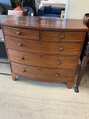 Victorian Mahogany Bow Front Chest Of Drawers 21x42x40