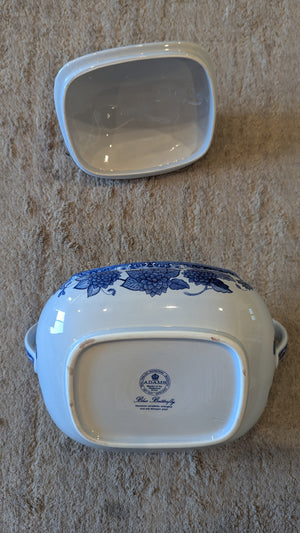 1 porcelain casserole dish
