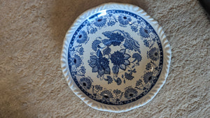 Set of 8 porcelain tea saucers