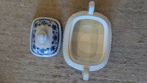 1 porcelain casserole dish
