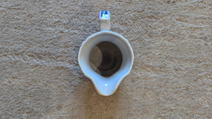 1 porcelain creamer
