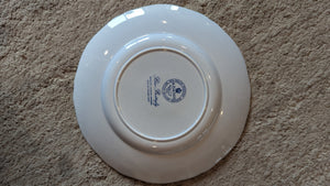 Set of 9 porcelain dishes 